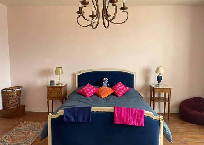 Beautiful Charente With Swimming Pool Сasa de vacaciones *